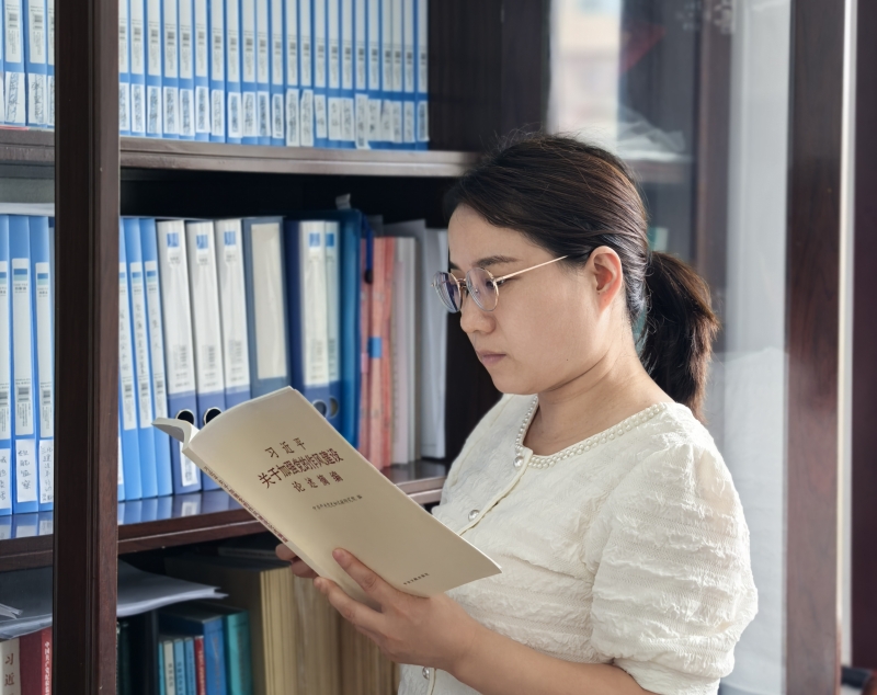 7杨娜.jpg